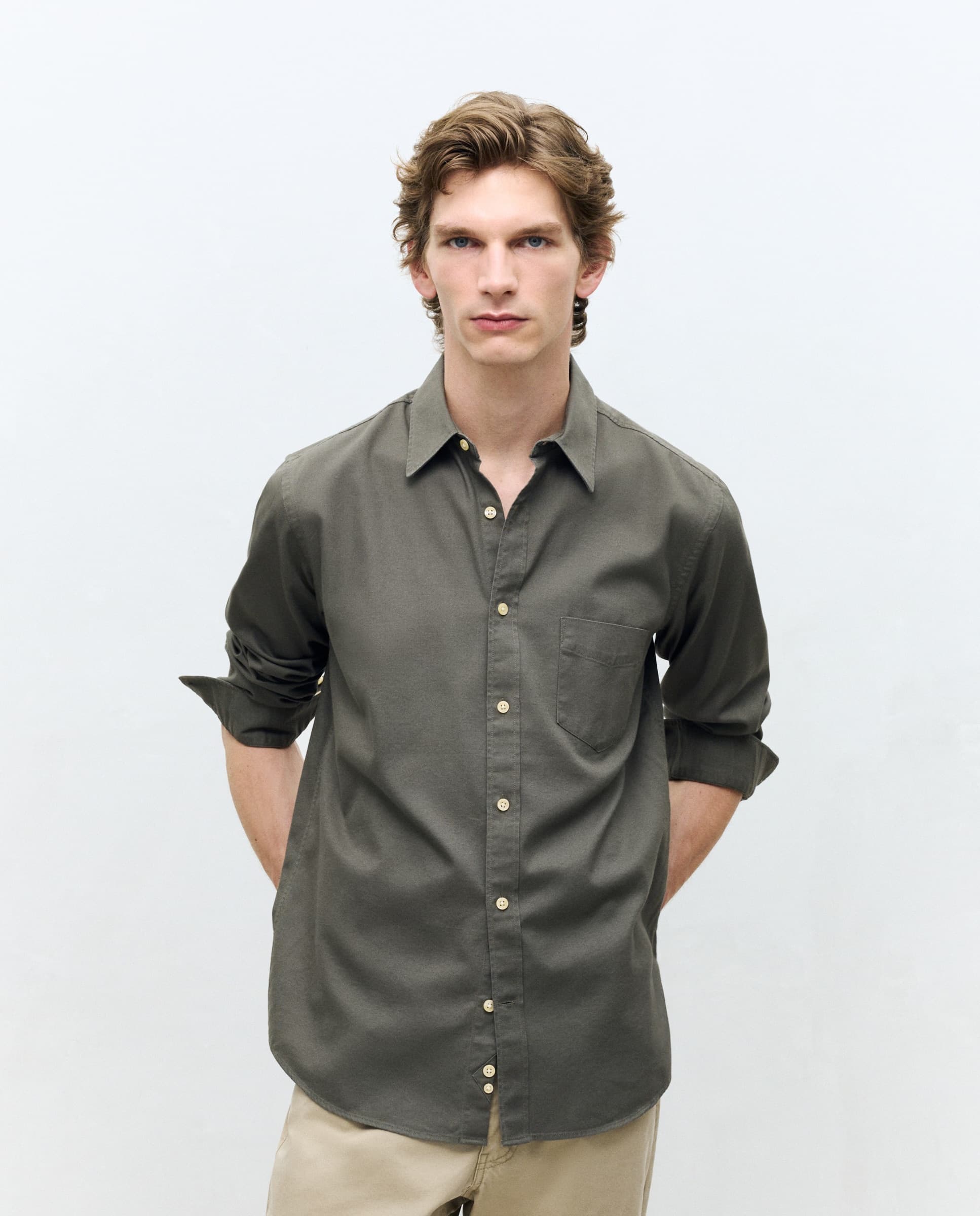 Dustin Camisa sport de twill manga larga lisa fit regular.